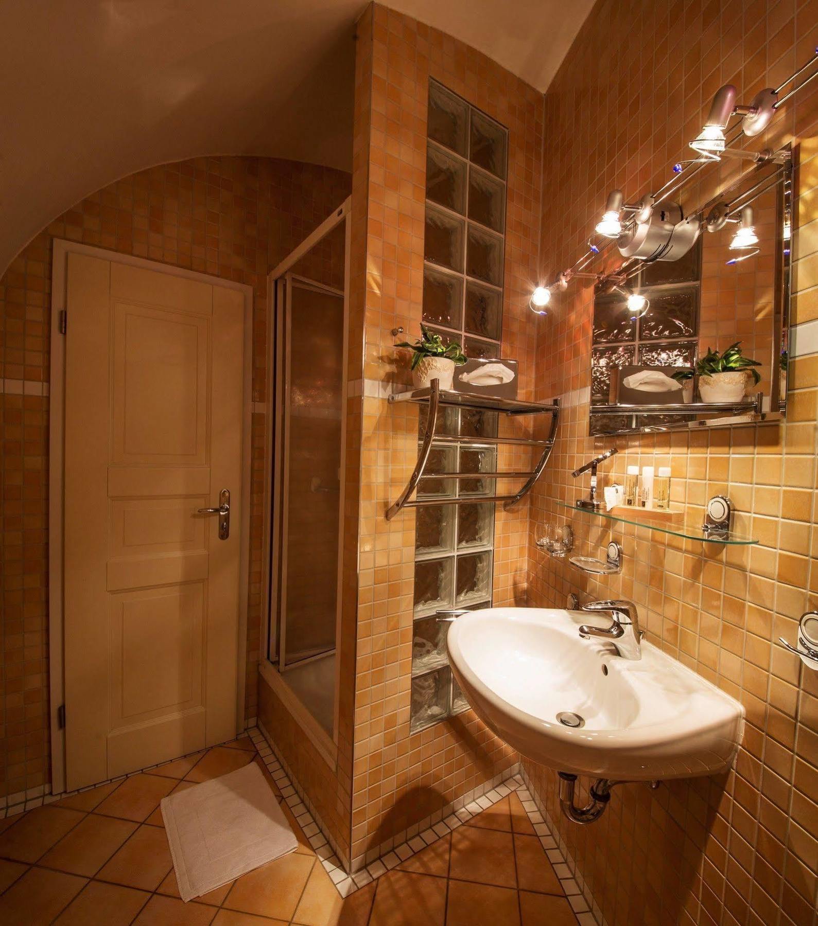 Aparthotel Villa Freisleben Dresden Bagian luar foto